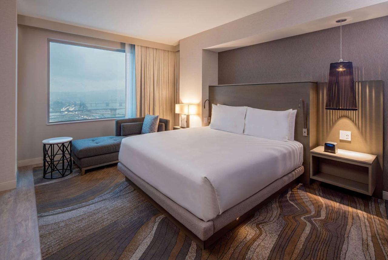 Hyatt Regency Portland At The Oregon Convention Center Екстер'єр фото